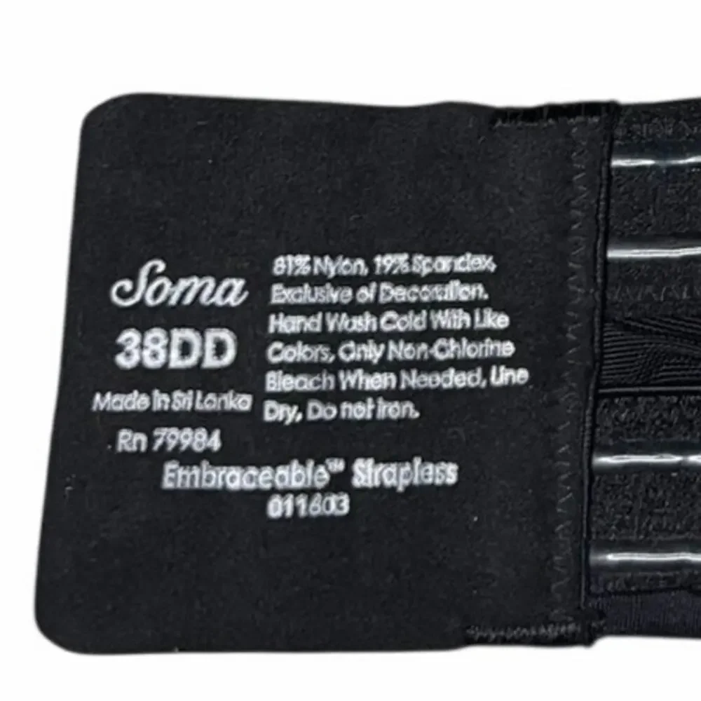 NEW Soma Embraceable Strapless Bra 38DD Black Full Coverage Convertible Smooth